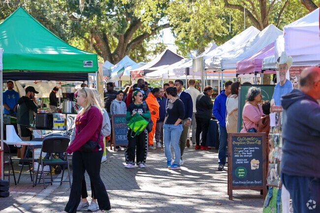 Family-friendly events attract many families to make Windermere their home.