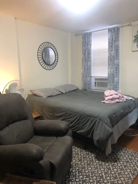 74 Revere St unit 1R, Boston, MA 02114 - photo 2