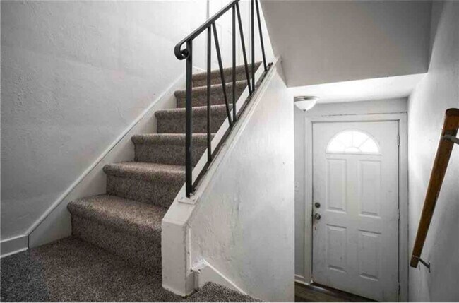 9534 Glendale Rd unit 1, Pittsburgh, PA 15235 - photo 7