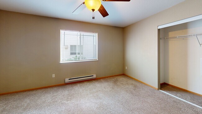 420 11th St N unit Apartment 1, La Crosse, WI 54601 - photo 7