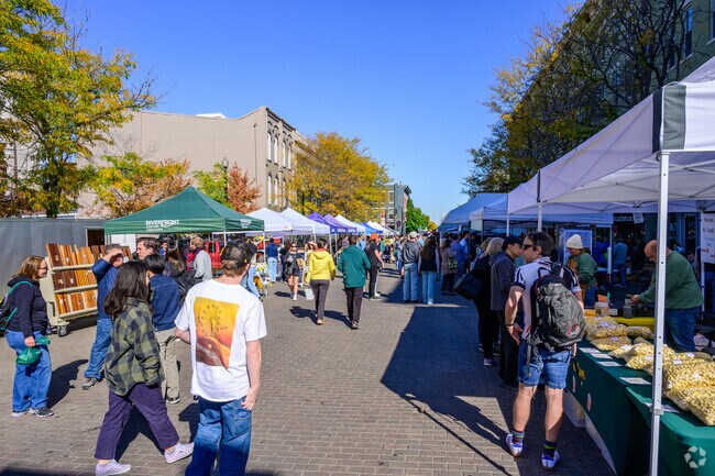 The Lafayette Farmer's Market is a favorite Saturday destination for Old Romney residents.
