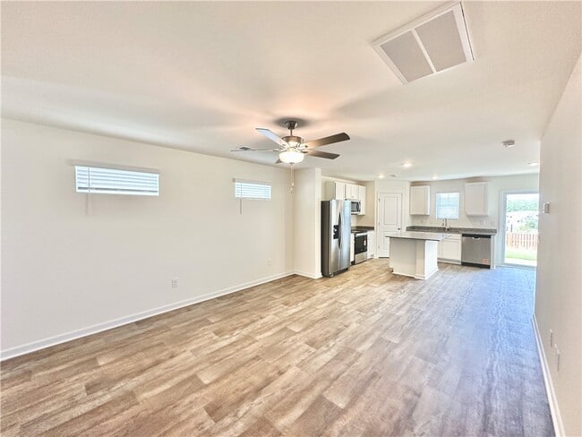 526 Seaborn Cir, Pendleton, SC 29670 - photo 3