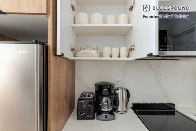 216 E 13th St unit FL1-ID2162, New York, NY 10003 - photo 6