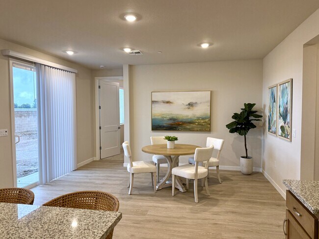 1332 Winterhart St, Galt, CA 95632 - photo 6