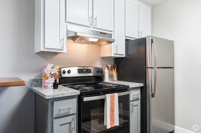 2BR, 2BA - B1