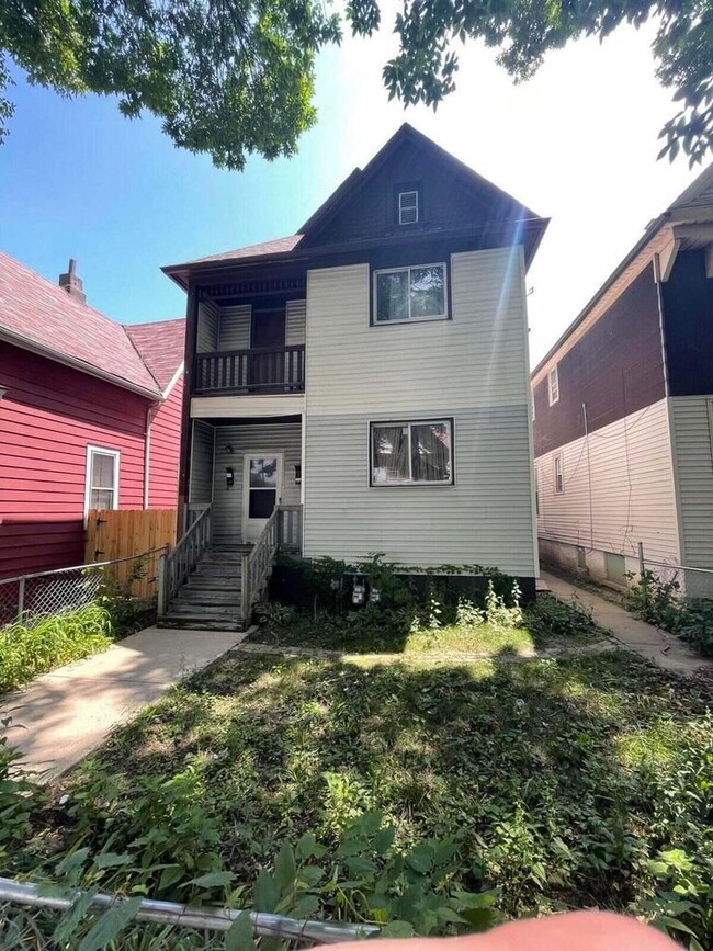 1436 N 30th St, Milwaukee, WI 53208