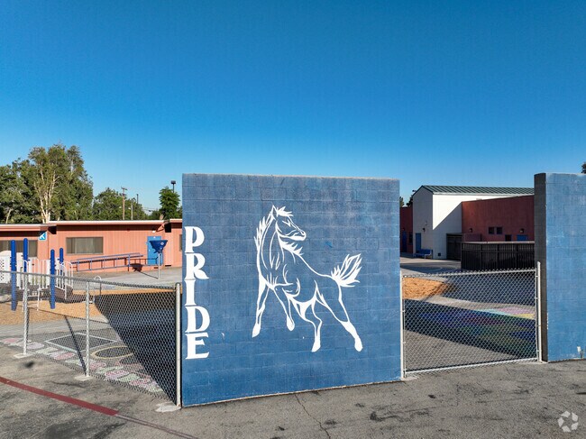 Bon View Elementary is filled with school spirit and is proud to be home to the Mustangs.