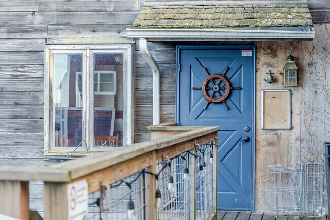 Seaside elements are found all throughout Coupeville on Whidbey Island WA.