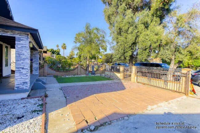 1301 Prado St, Los Angeles, CA 90023 - photo 6