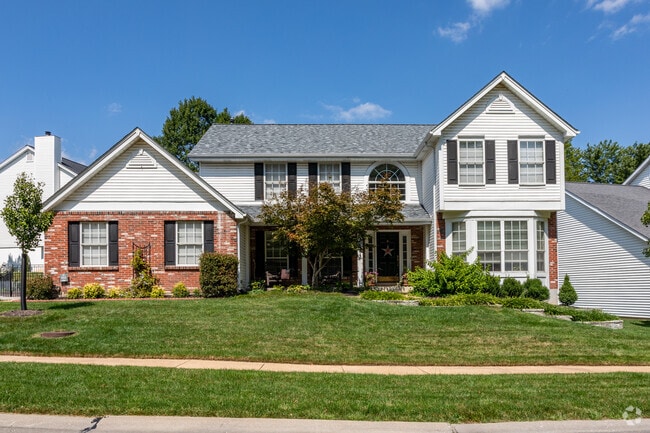 Ballwin has many classic Colonial Revival style homes.