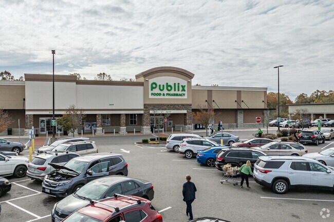 Publix is a Mechanicsville favorite for families to refill their pantries.