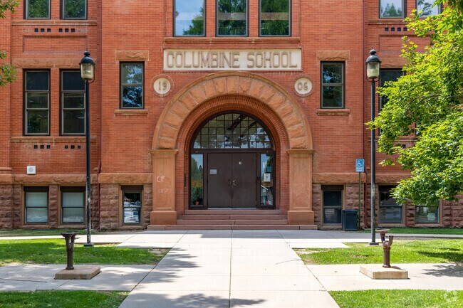 Columbine Elementary School is a public school in Longmont with a grade of C on Niche.com.