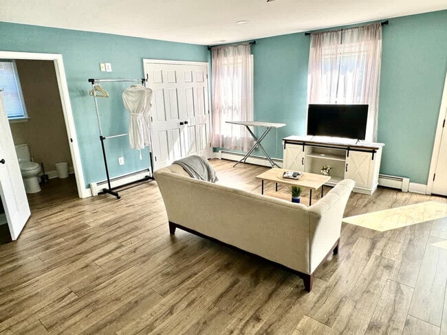 14386 Calvert St unit ID1363916P, Solomons, MD 20688 - photo 2