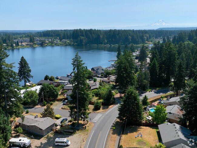 Central Lacey has access to several lakes such as Hicks Lake.
