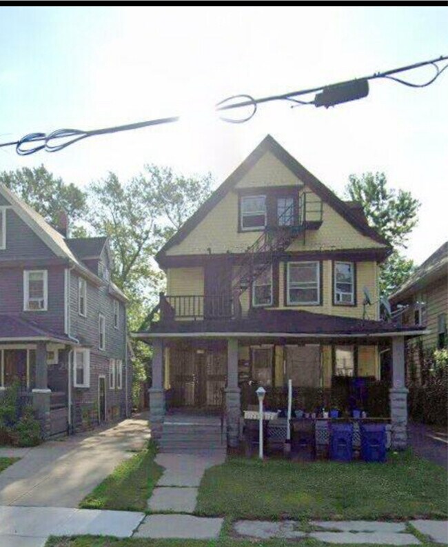 1123 Parkwood Dr Unit 1, Cleveland, OH 44108
