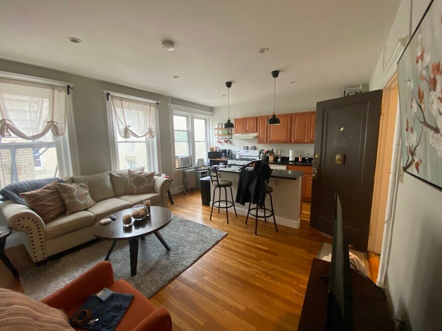 120 Brainerd Rd unit 5, Allston, MA 02134 - photo 1