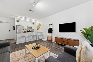 2006 Cumberland Ave, Knoxville, TN 37916