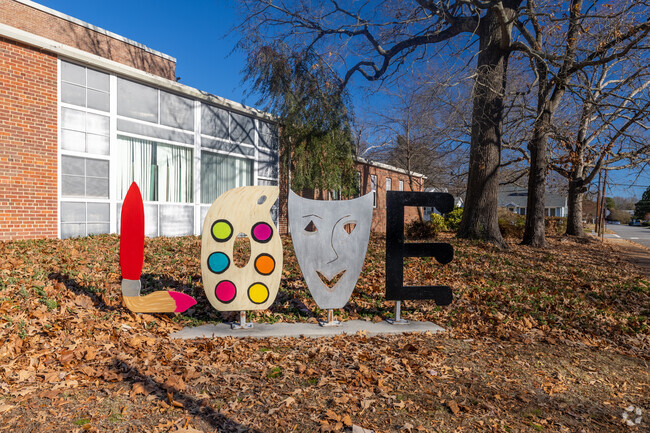 Armstrong Elementary School for the Arts