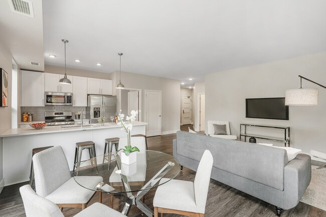 HIGHPOINT Barrington, Barrington, IL 60010 - photo 7