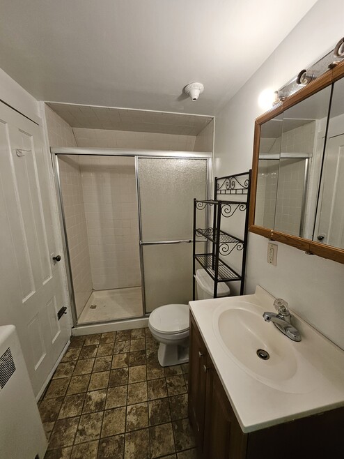 35 Middle St unit 1, Claremont, NH 03743 - photo 1