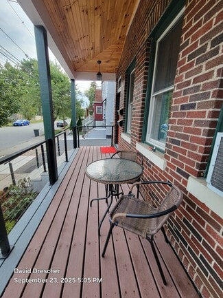 28 Willowdale Ave Unit 1st floor 28 Willowdale, Montclair, NJ 07042