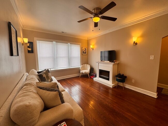 2833 W 66th St unit 2, Chicago, IL 60629 - photo 3