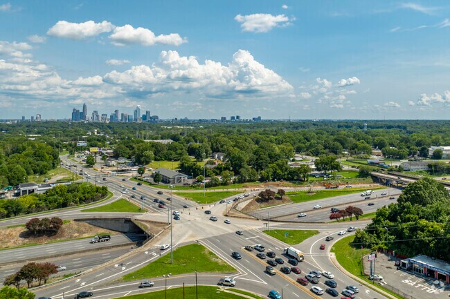 Oakview Terrace residents have easy commutes with direct access to 485 and Brookshire Boulevard.