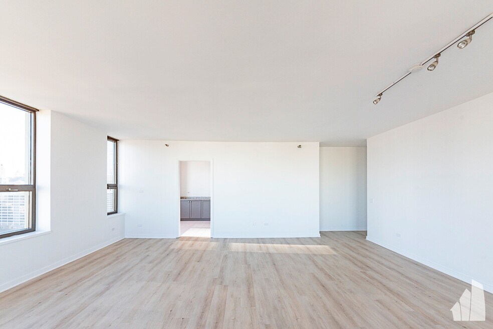 Kinzie Park unit 2502, Chicago, IL 60654 - photo 1