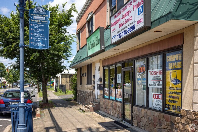 South Bound Brook’s Main Street offers more than dining and shopping—it’s packed with everyday conveniences.