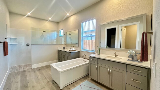 3024 Atirro Way, Rancho Cordova, CA 95742 - photo 5