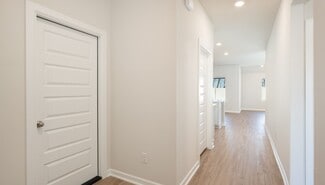 1209 E Stetson Ln, Mustang, OK 73064