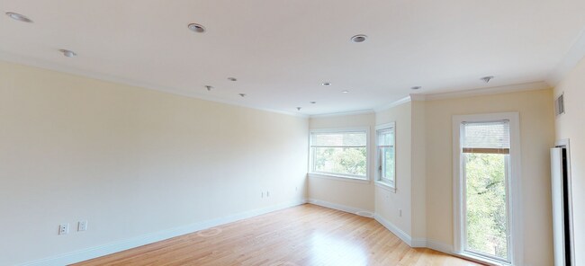 1441 Beacon St unit 108, Brookline, MA 02446 - photo 6