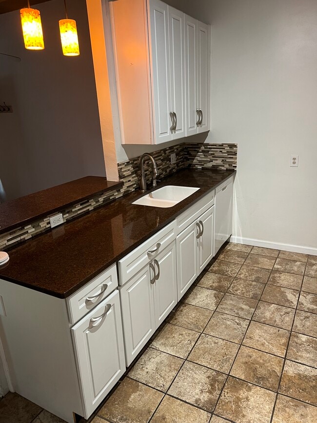 170 Casa St unit . A, San Luis Obispo, CA 93405 - photo 4