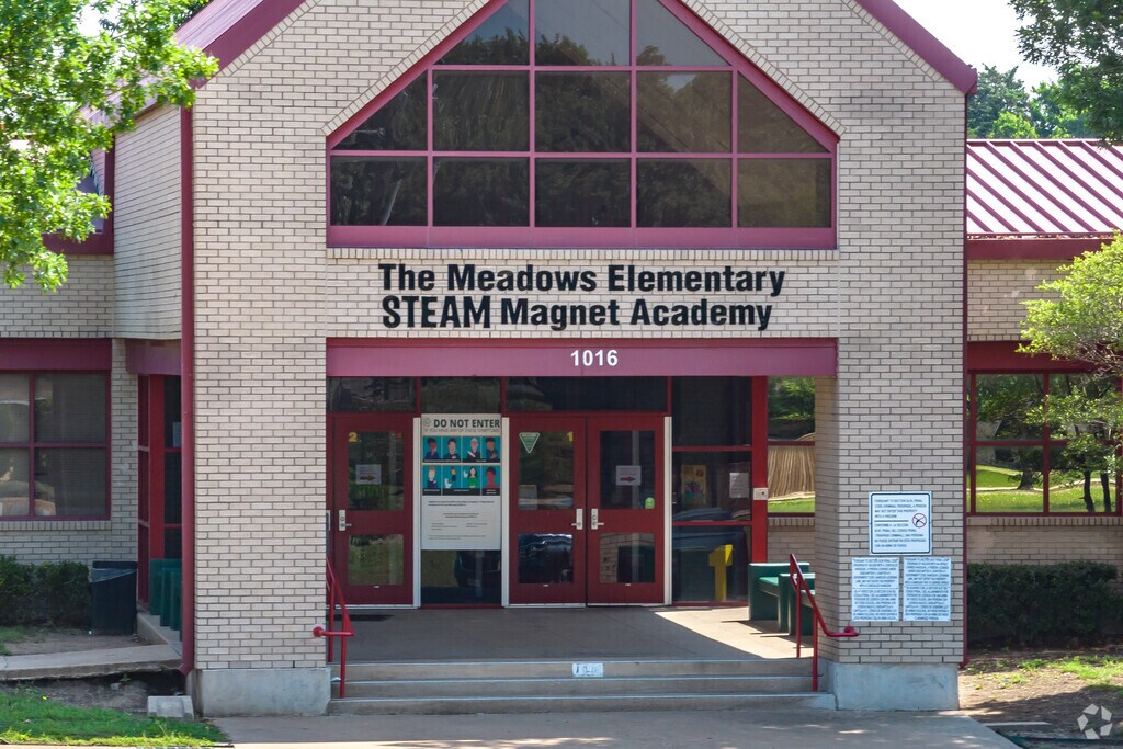 In Desoto,The Meadows Elementary School's five star education consists of vision, character, leadership, innovation and motivation.