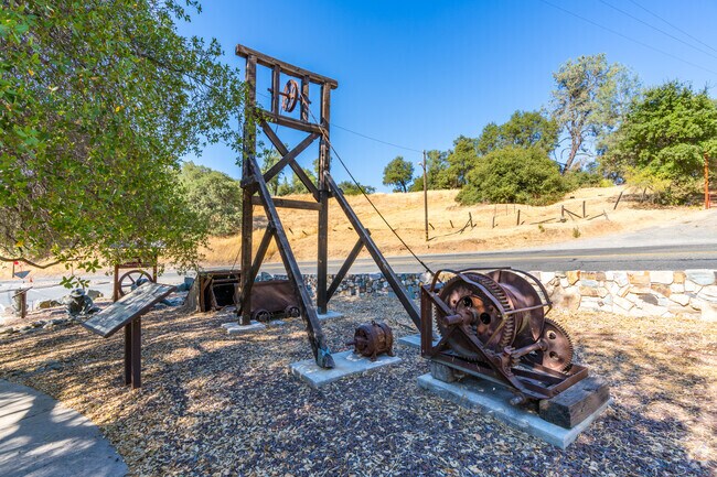 Miners Bend Park has authentic mining tools used by miners back in the 1800s in Sutter Creek.