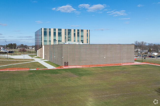 Neal Math and Science Academy is a public Middle School located in North Chicago.