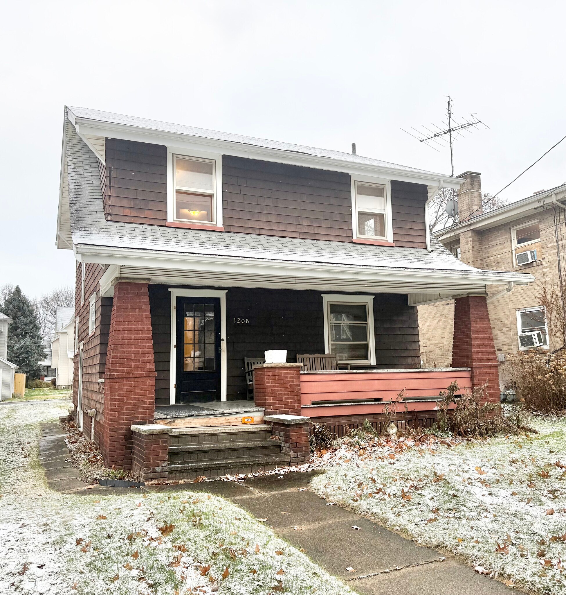 1208 19th St NW, Canton, OH 44709 - photo 1