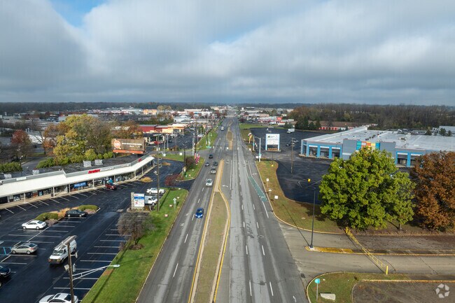 Getting around Eagledale is a breeze on one of the many main roads through town.