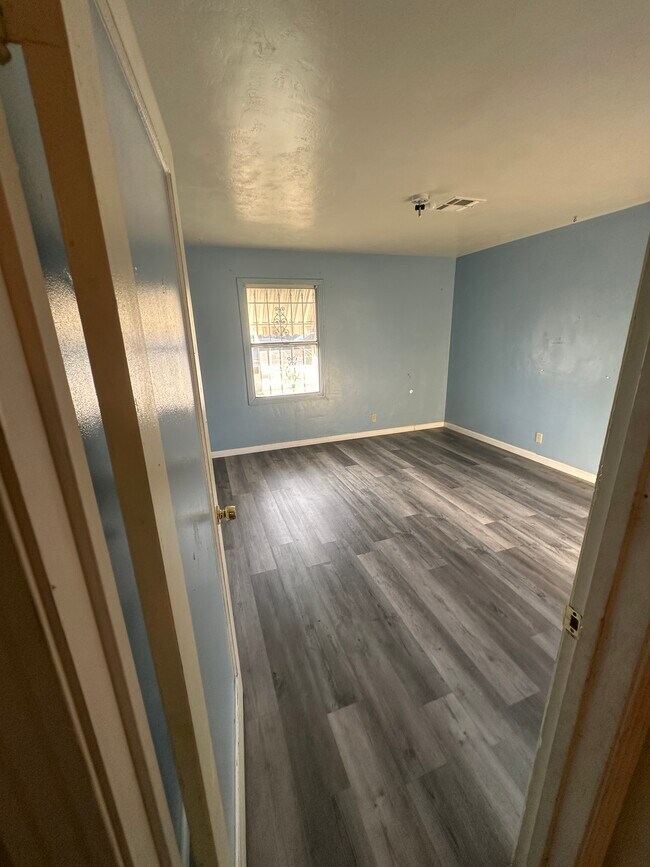 1748 West Ln, Stockton, CA 95205 - photo 4