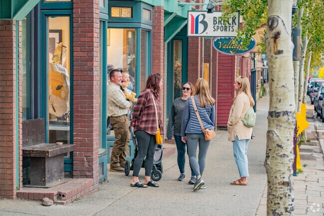 Shopping is a great way to enjoy a fall afternoon when you visit Breckenridge, CO.
