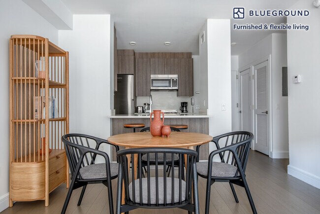 311 W 50th St unit FL7-ID1122, New York, NY 10019 - photo 4