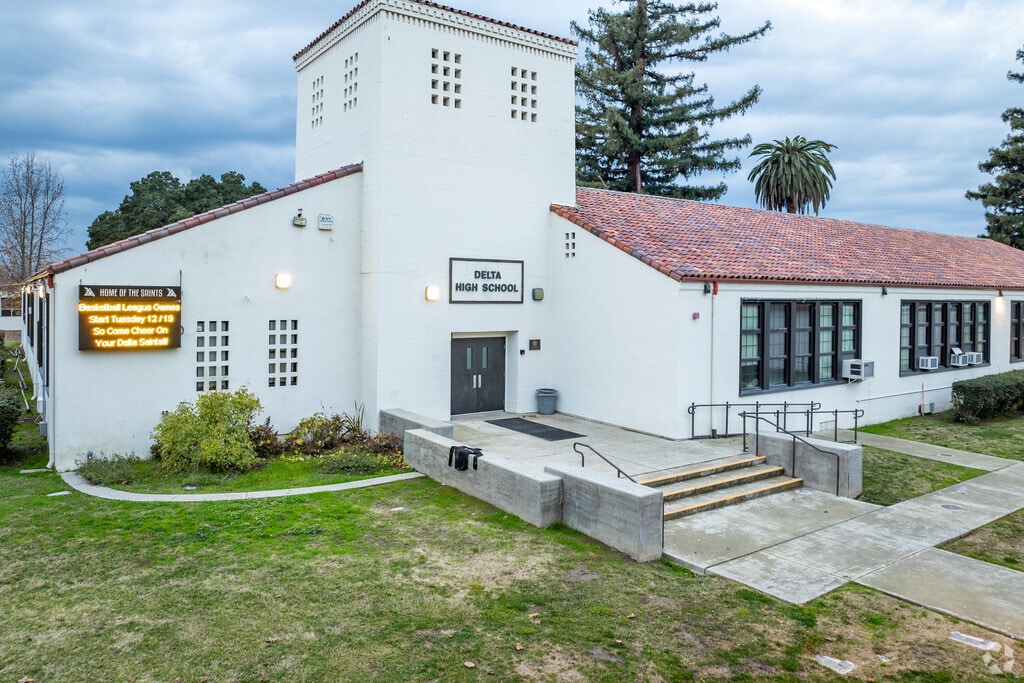 Delta High School is a beautiful campus.