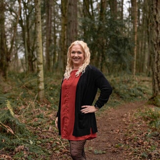 HEATHER YATES