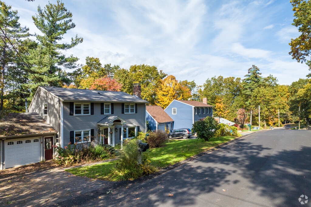 About Southwest Nashua Schools, Demographics, Things to Do