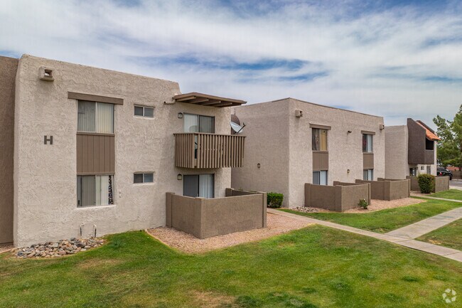 Madera at Metro, Phoenix, AZ 85051 - photo 5