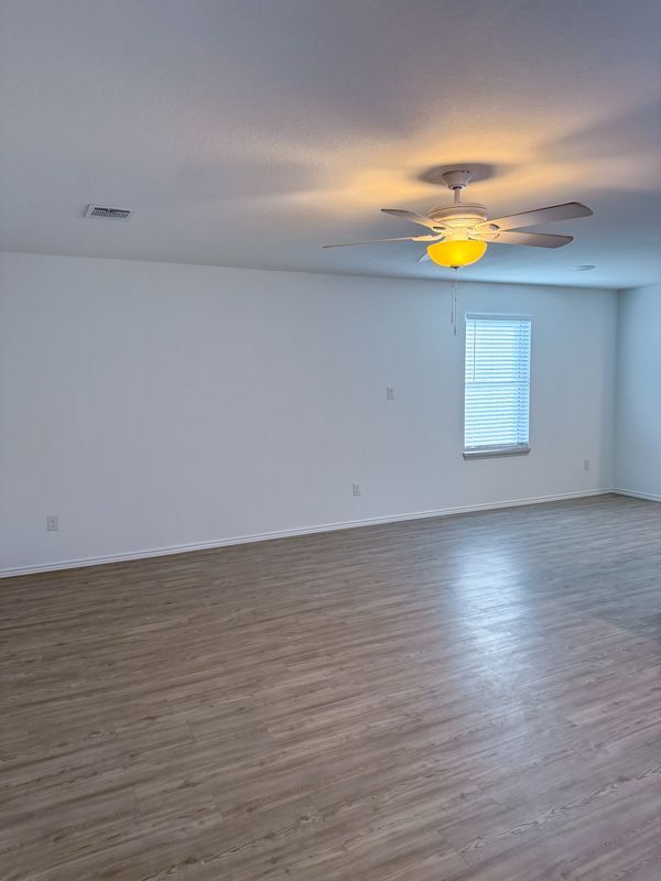 14423 Alluvium Creek, San Antonio, TX 78223 - photo 5