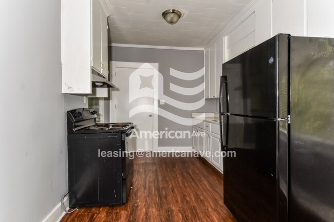 204 S Adair St, Clinton, SC 29325 - photo 5