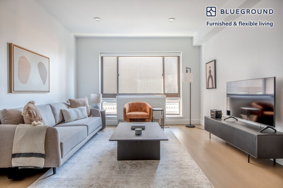 311 W 50th St unit FL7-ID1122, New York, NY 10019 - photo 1