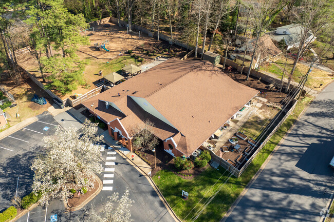 An aerial view of West End Montessori.