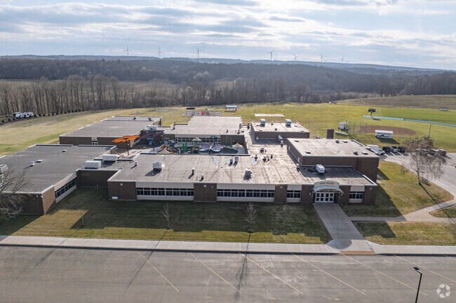 Pine Valley Elementary School provides a well-rounded education and promotes academic excellence.